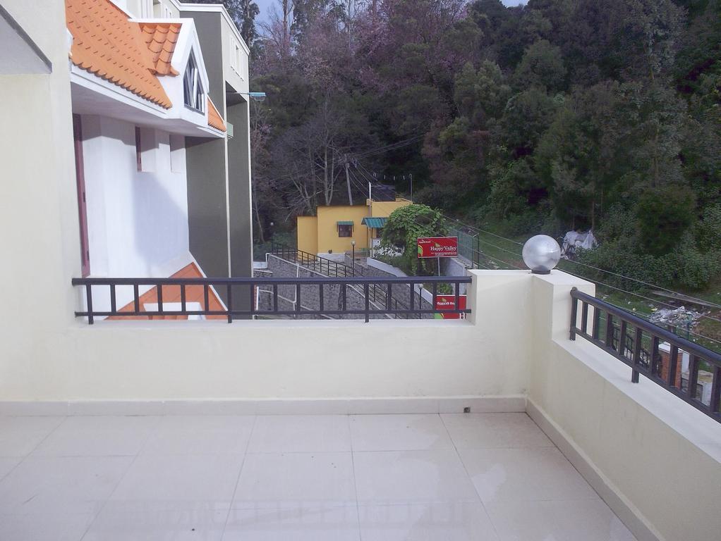 Aarem Valley Castle Kodaikanal Exteriör bild