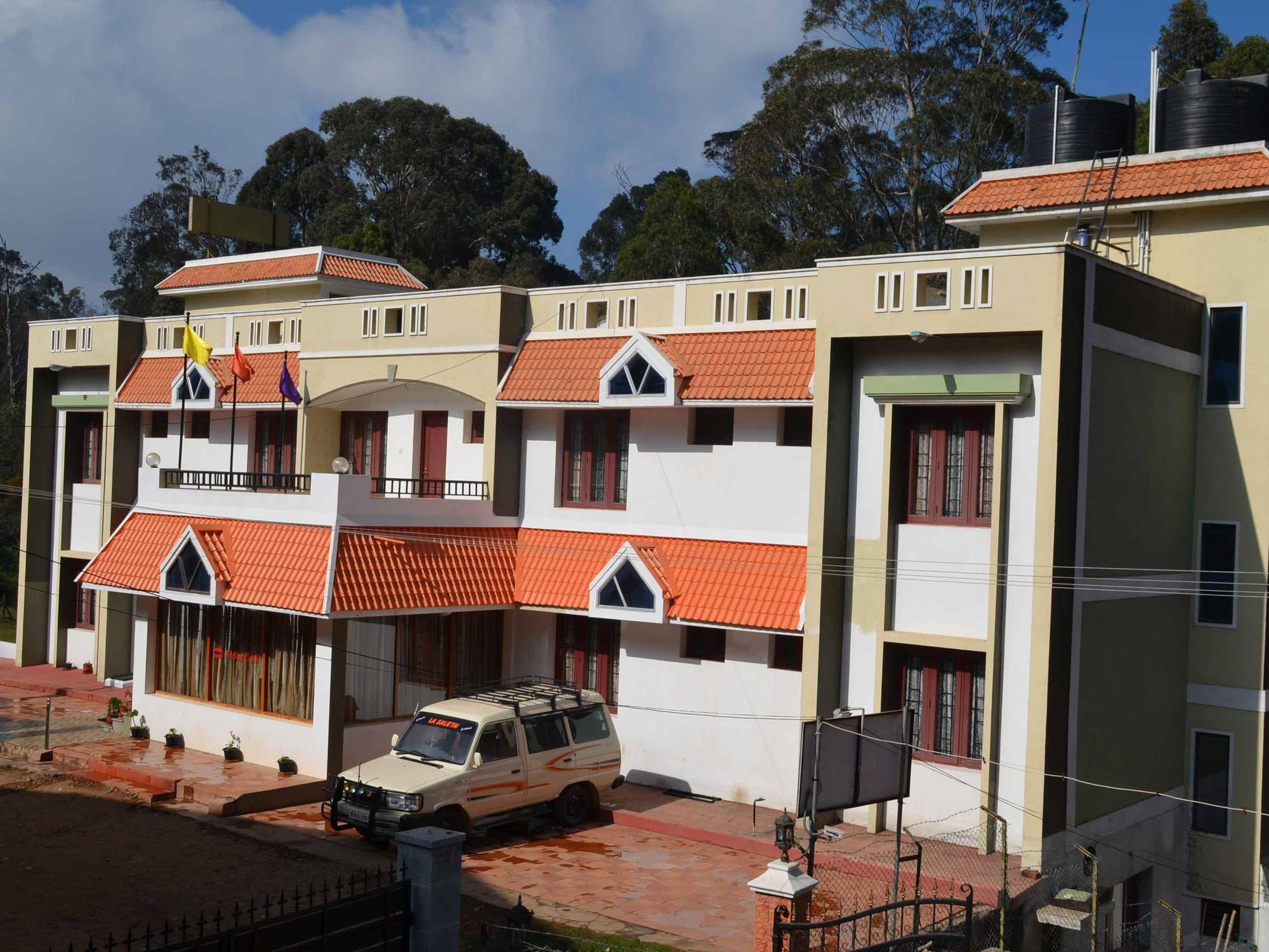 Aarem Valley Castle Kodaikanal Exteriör bild